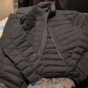 Vuori Black Quilted Men's Puffer M Jacket